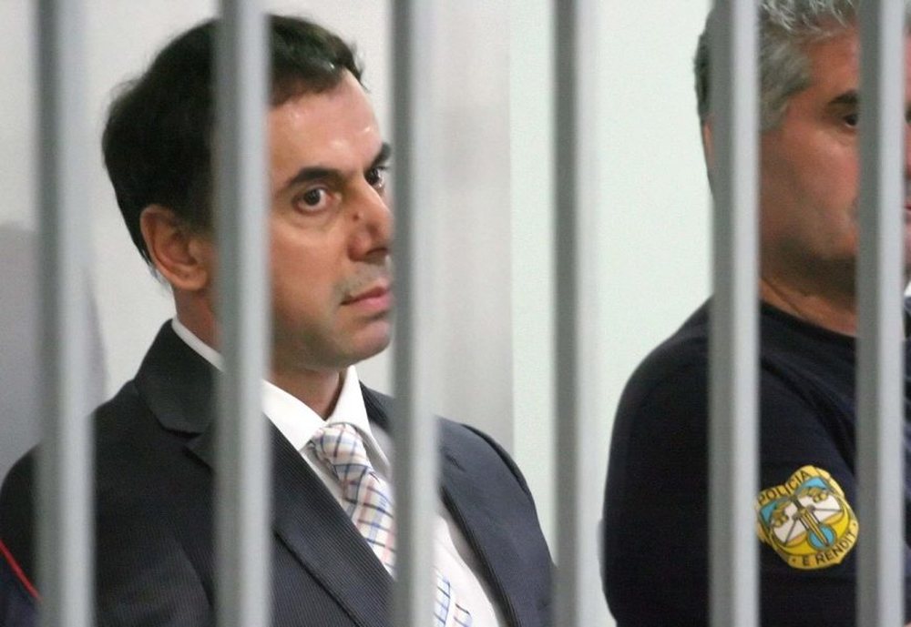 I dënuar me burgim të përjetshëm, Aldo Bare kërkon