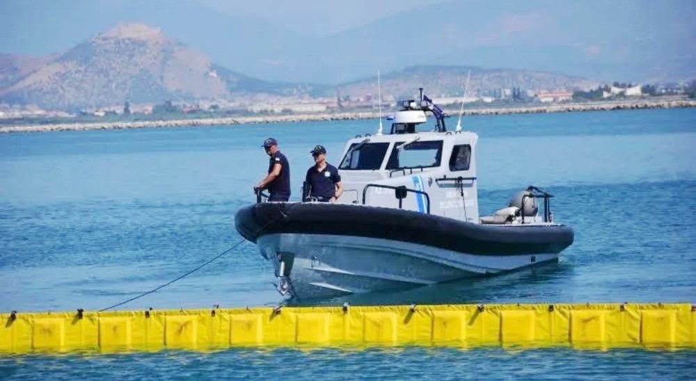 Albanian tugboat issues "SOS" signal near Corfu, drug cargo discovered