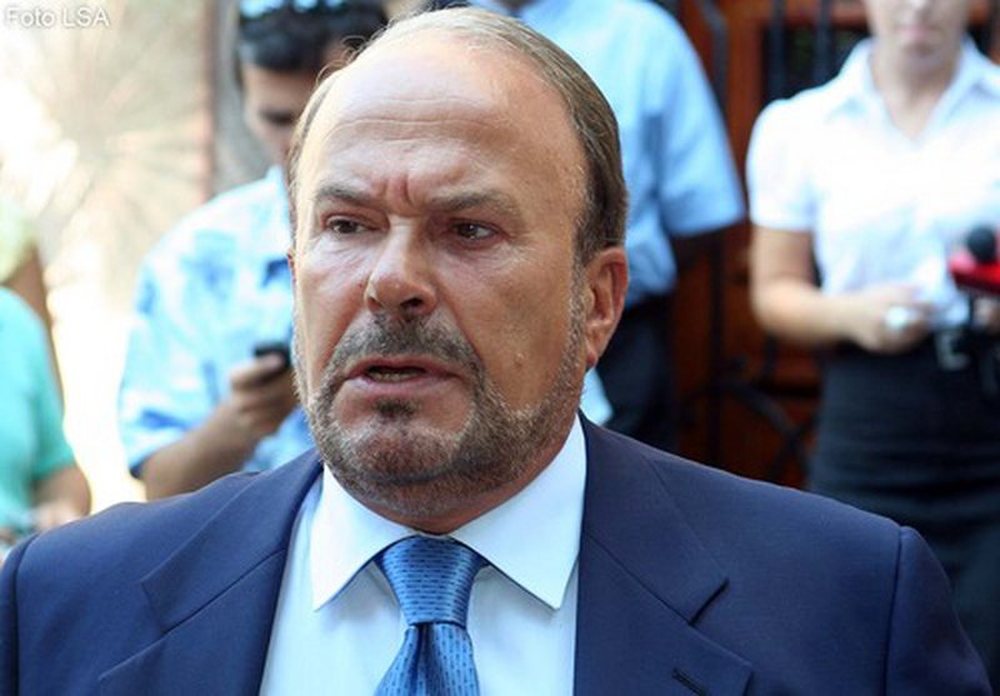 Ndërron jetë ish-kryeministri, Fatos Nano