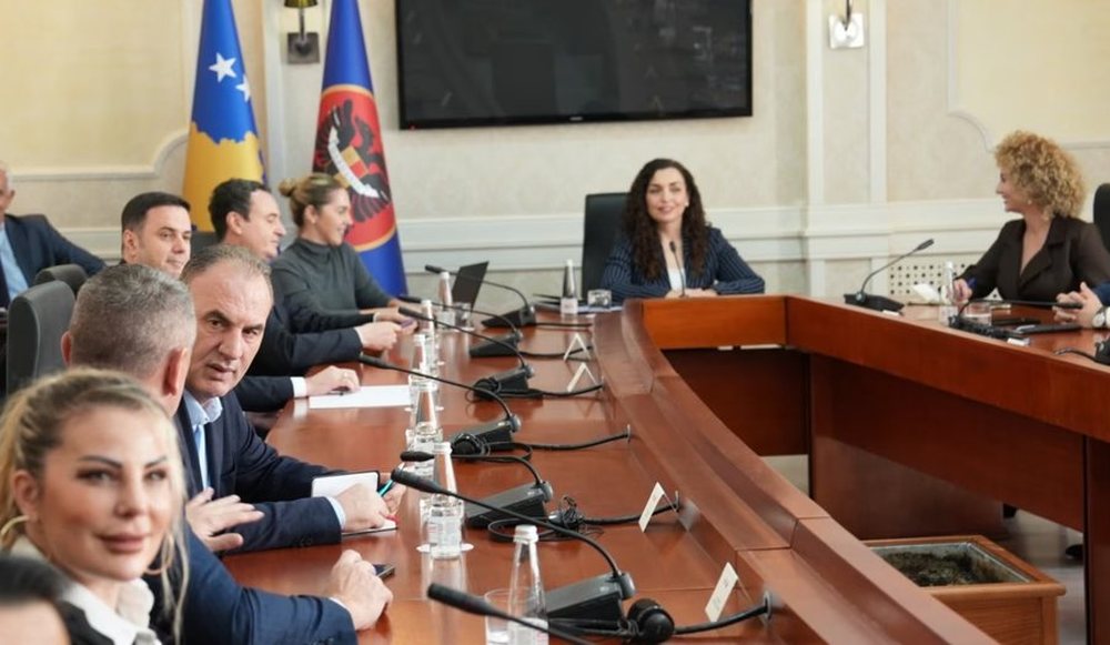 Kosovo heads to extraordinary elections in December