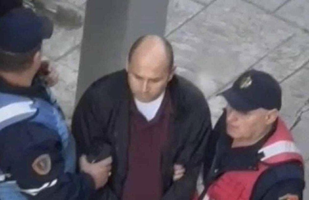 Vrau kolegun për një tas proshutë/ Gjykata cakton “arrest