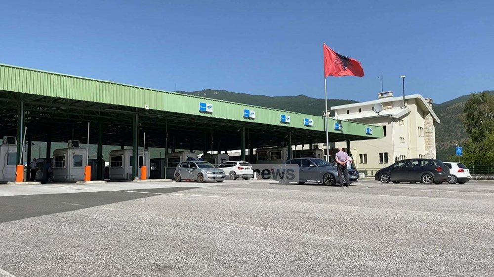 Rikthehet lëvizja pa kontrolle në kufirin