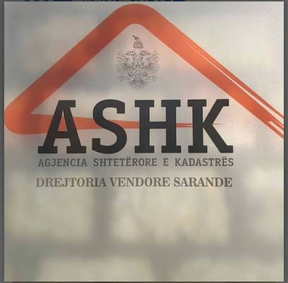 Drejtoresha e Përgjithshme e Kadastrës shkarkon nga detyra drejtorin e