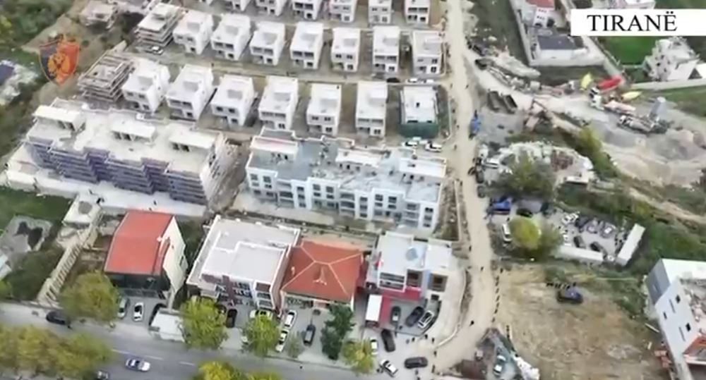 Ndërtime pa leje në Sauk/ Në pranga 7 persona, mes tyre 5