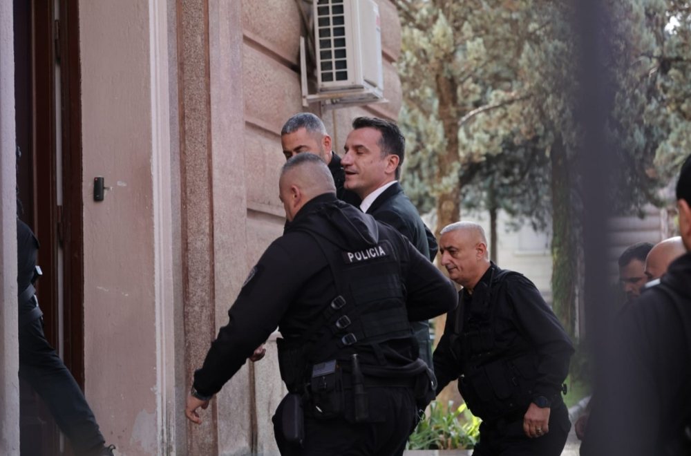 Kushtetuesja’ ktheu Erion Veliaj në detyrë, DW: Precedent i