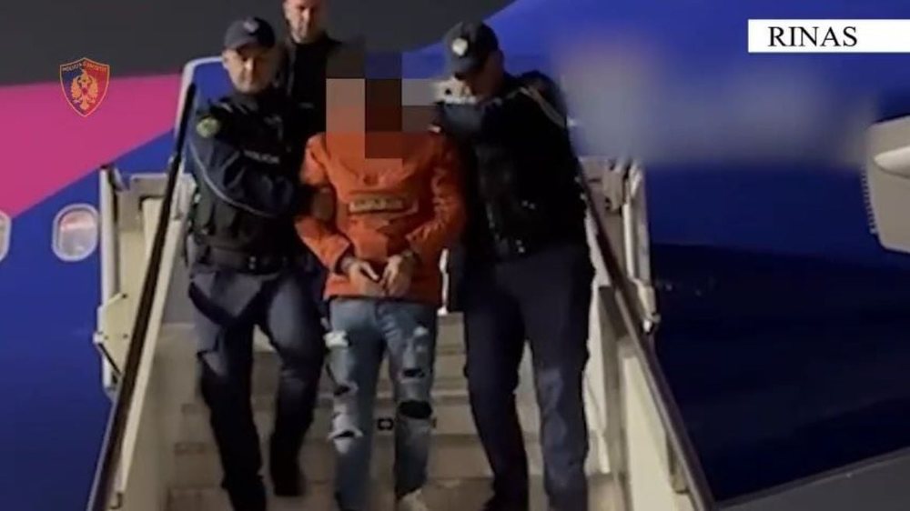 Trafikonin drogë nga Shqipëria në Europë, ekstradohet nga
