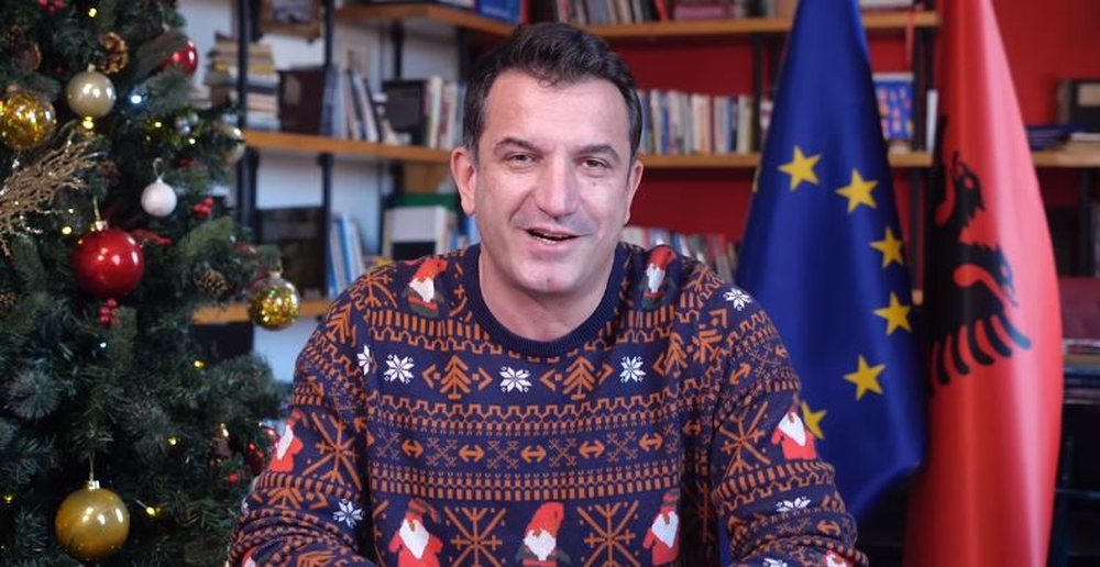 Veliaj ushtron kompetencat nga paraburgimi: Urdhëron nisjen e dekorimit