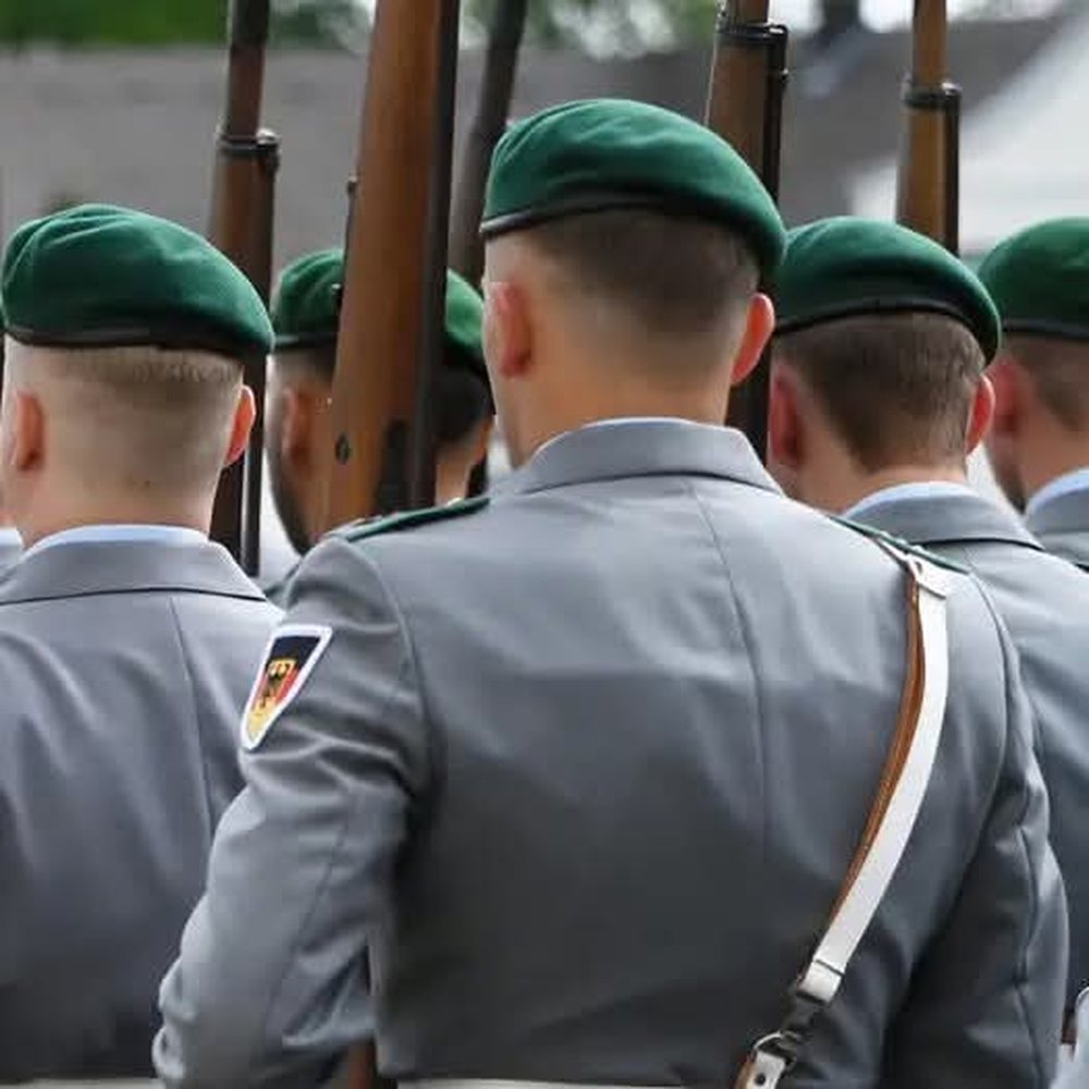 Gjermania "rikthen" shërbimin ushtarak gjysëm të