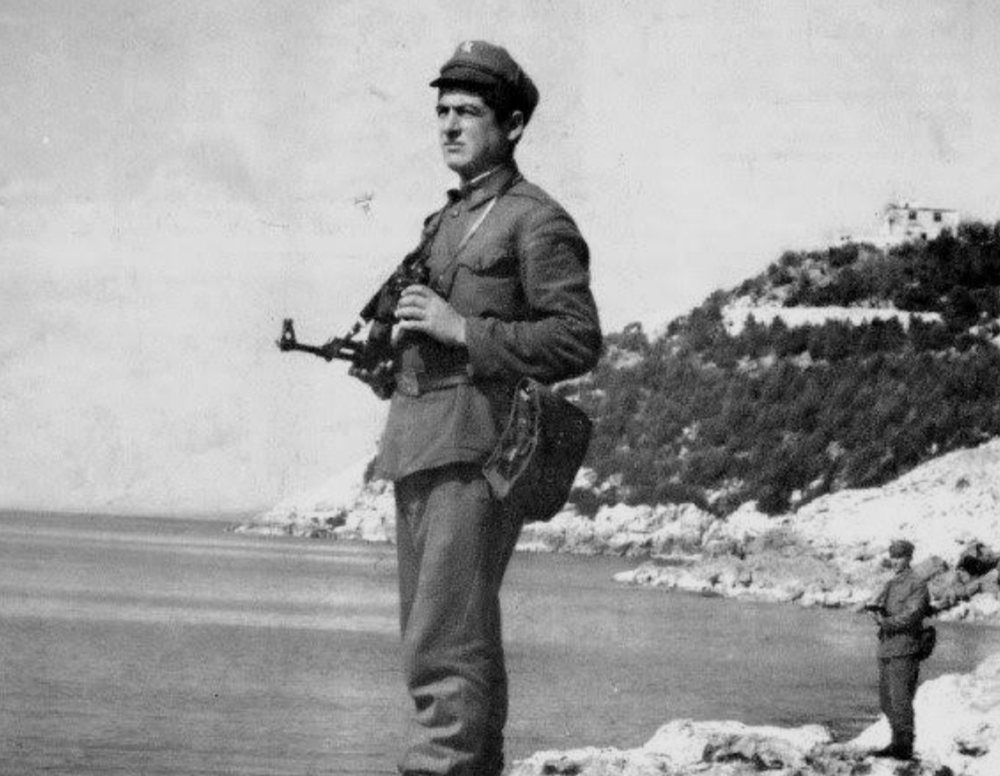 Të arratisurit nga Shqipëria deri më 31 tetor 1990