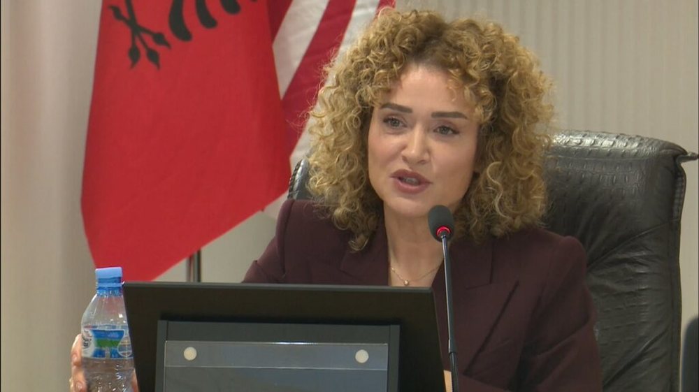 E vetmja kandidate grua, Doloreza Musabelliu prezanton platformën e saj