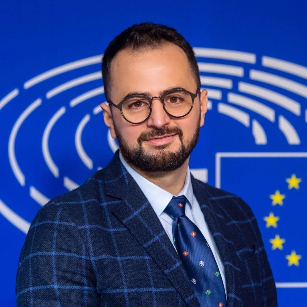 Endri Shabani zgjidhet Avokat i Popullit, falënderon deputetët