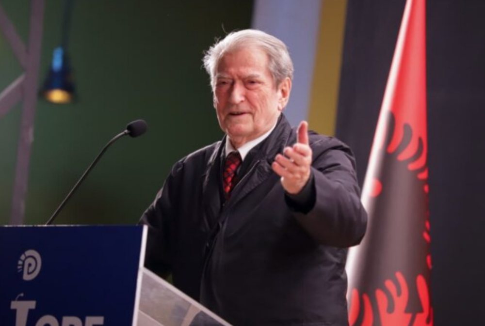 Berisha n&euml; Kurbin akuzon Ram&euml;n: Merr peng njer&euml;z p&euml;r t&euml;