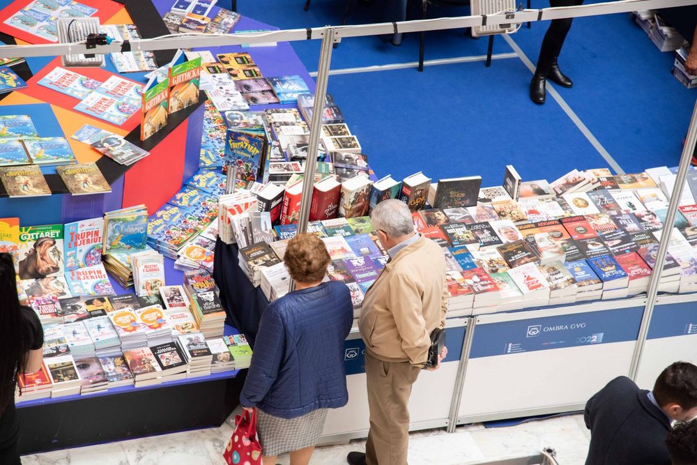 Librat q&euml; lexuam k&euml;t&euml; vit