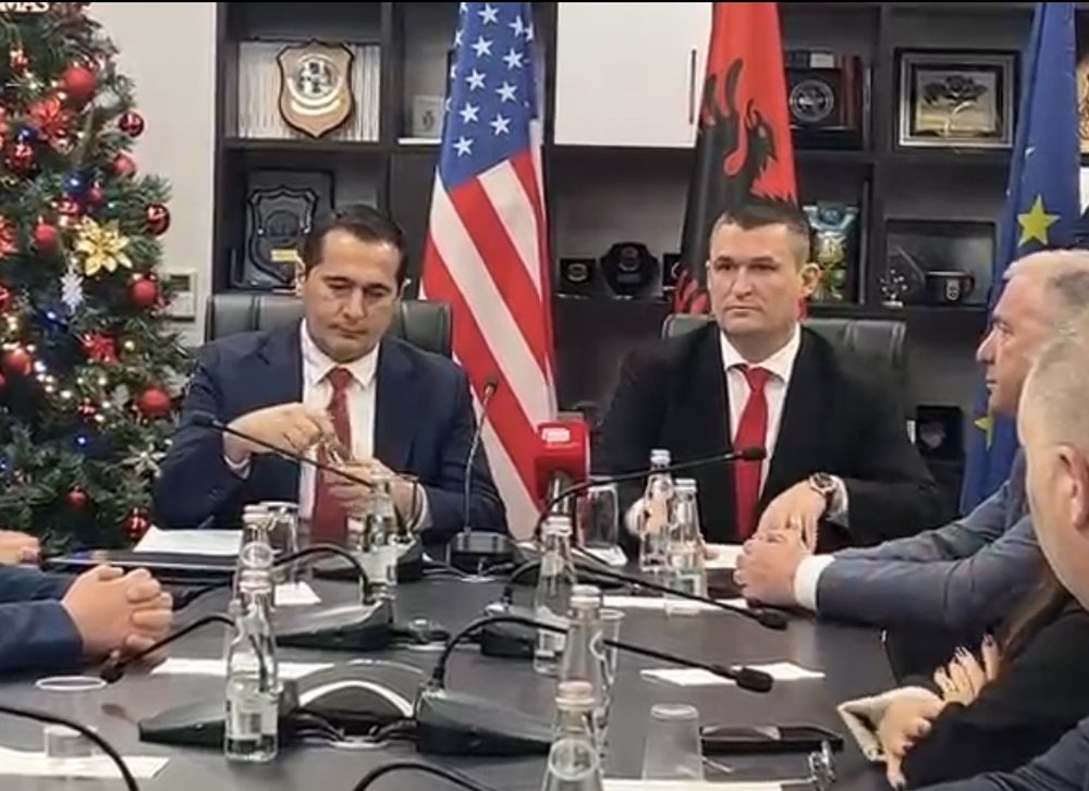 Klodian Braho merr zyrtarisht detyr&euml;n: Misioni i SPAK p&euml;rtej mandateve