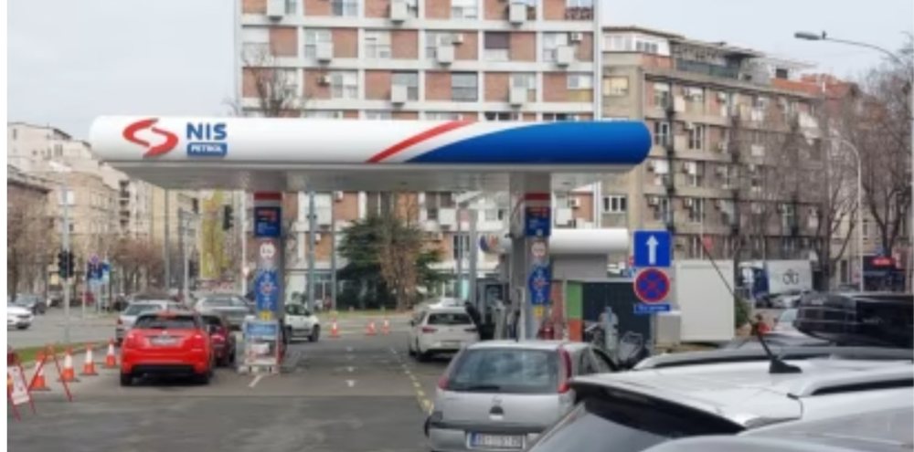 Serbia: Kan&euml; nisur negociatat mes Rusis&euml; dhe MOL-it hungarez p&euml;r