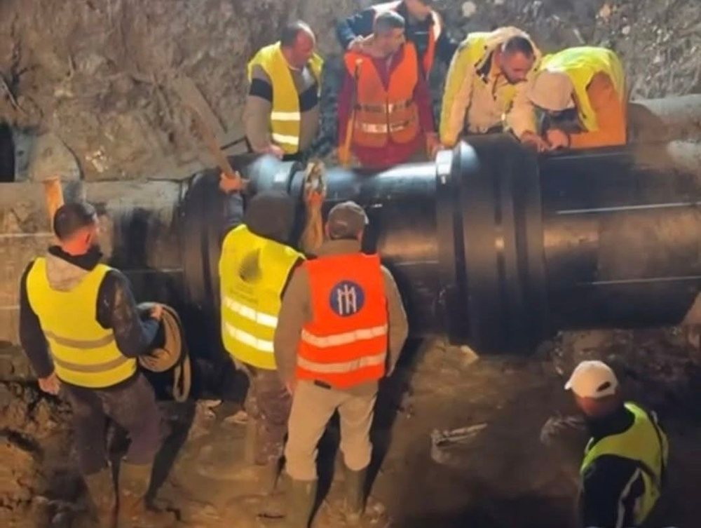 Rikthehet gradualisht furnizimi me uj&euml; n&euml; Vlor&euml; pas 5 dit&euml;sh