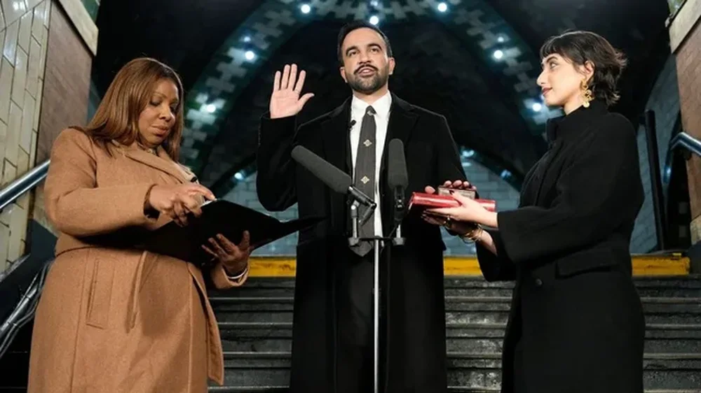 Betohet mbi Kuranin: Zohran Mamdani zyrtarisht kryebashkiaku i ri i Nju Jorkut