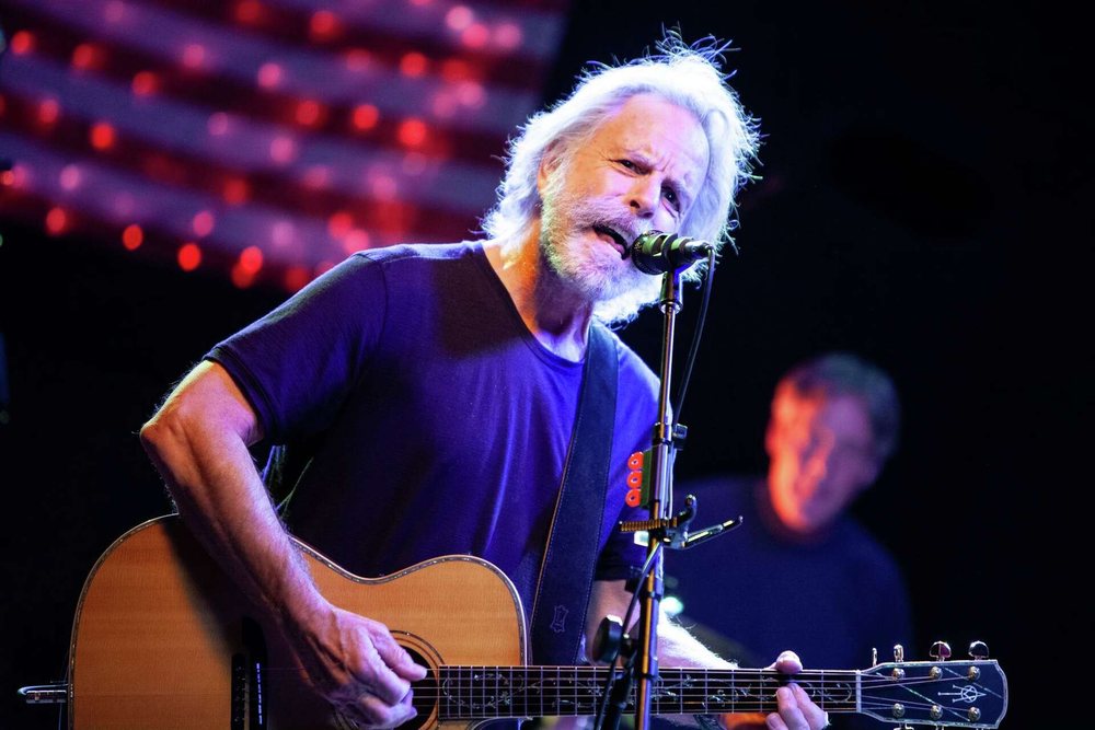 Bob Weir, bashk&euml;themeluesi i Grateful Dead, nd&euml;rron jet&euml; n&euml;