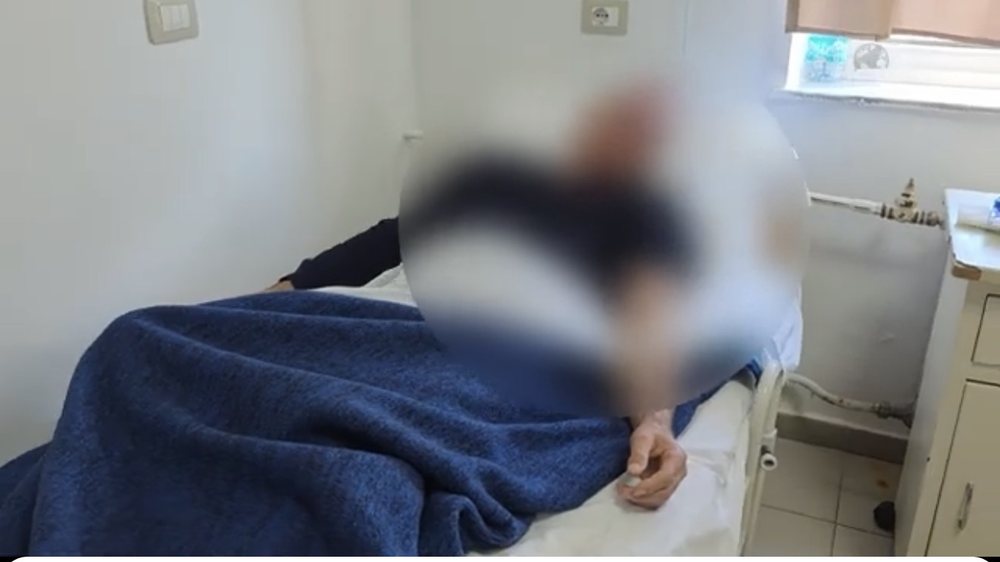 Dhunohen bab&euml; e bir pas nj&euml; komenti n&euml; Facebook,