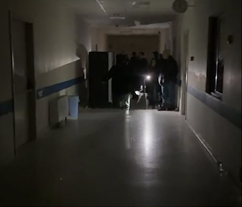 Urgjenca e QSUT n&euml; err&euml;sir&euml; p&euml;r mbi 30 minuta, reanimacioni