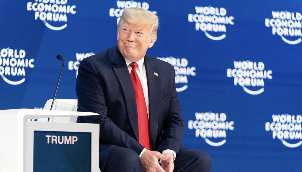Trump n&euml; Davos: SHBA nuk do t&euml; p&euml;rdorin forc&euml;n p&euml;r