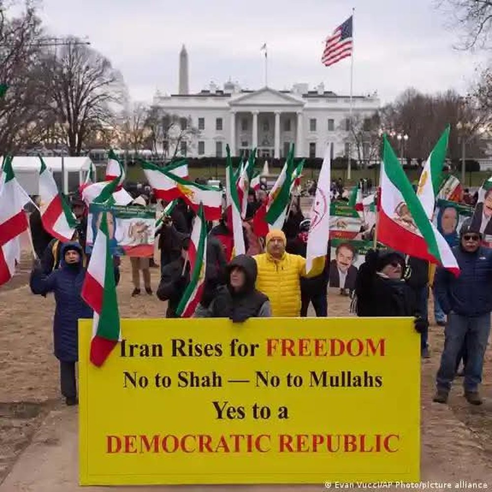 &Ccedil;far&euml; roli kan&euml; muxhahedin&euml;t n&euml; protestat e Iranit?