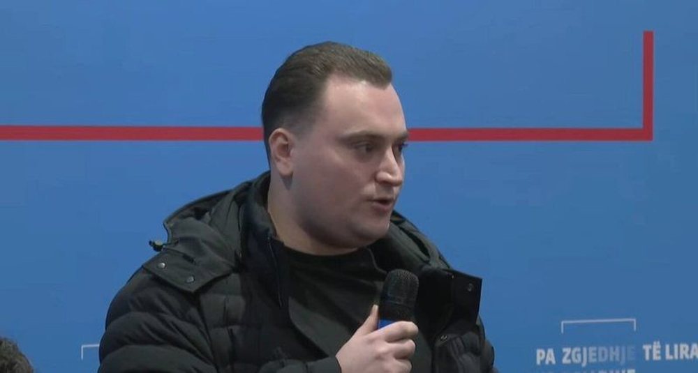 Djali i Sokol Olldashit sfidon Berish&euml;n: &ldquo;PD po d&euml;mtohet nga