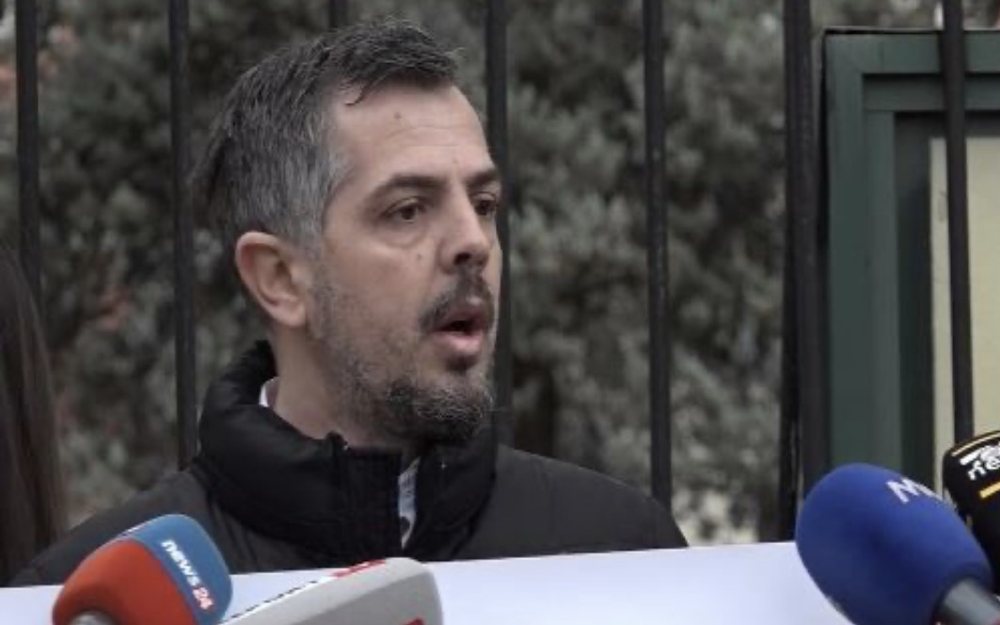 Protest&euml; para Kryesis&euml; s&euml; Kuvendit: Shoq&euml;ria civile