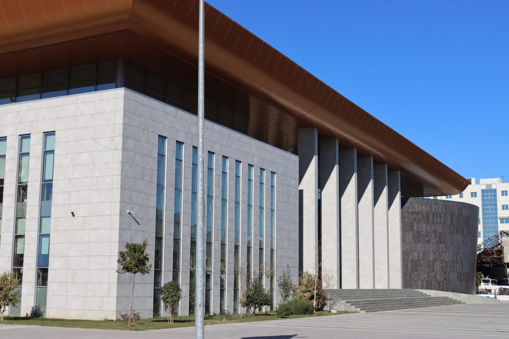 KLGJ k&euml;rkon nd&euml;rhyrje urgjente p&euml;r sigurin&euml; n&euml; gjykata: