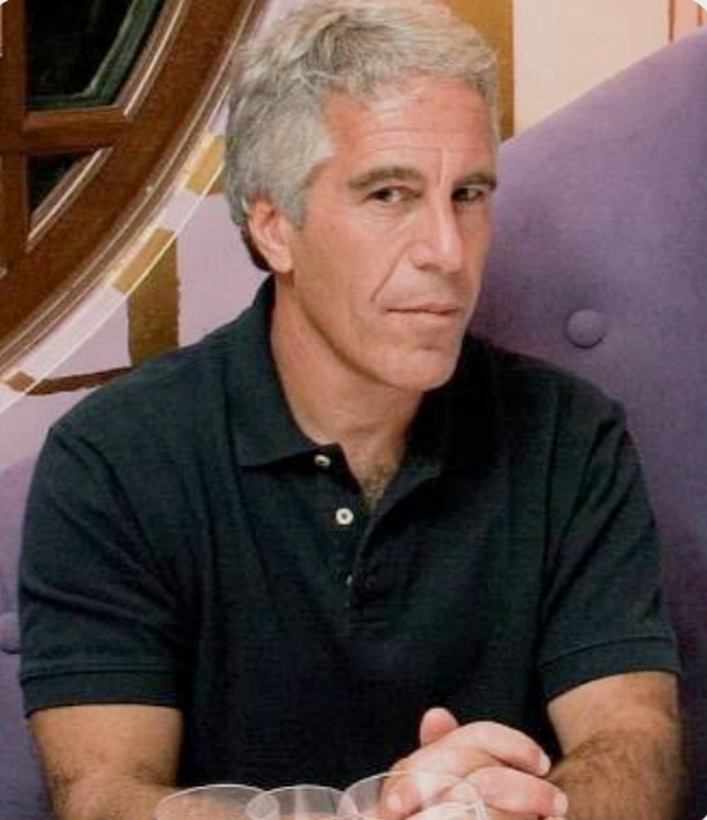 Publikohen mbi tre milion&euml; faqe nga dosja Epstein, materialet do trondisin