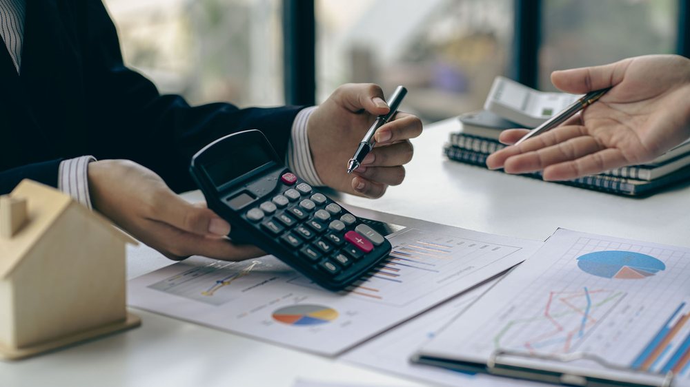 54.5% e shqiptar&euml;ve nuk p&euml;rballojn&euml; 1000 euro shpenzim t&euml;