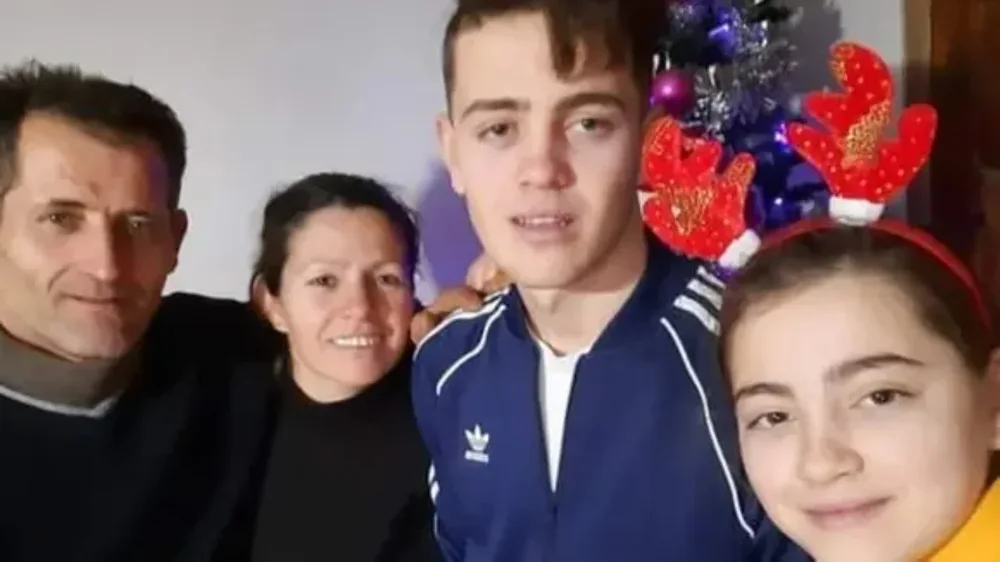 An&euml;tar&euml;t e familjes Kola humbin jet&euml;n nga rrjedhja e gazit/ Babai