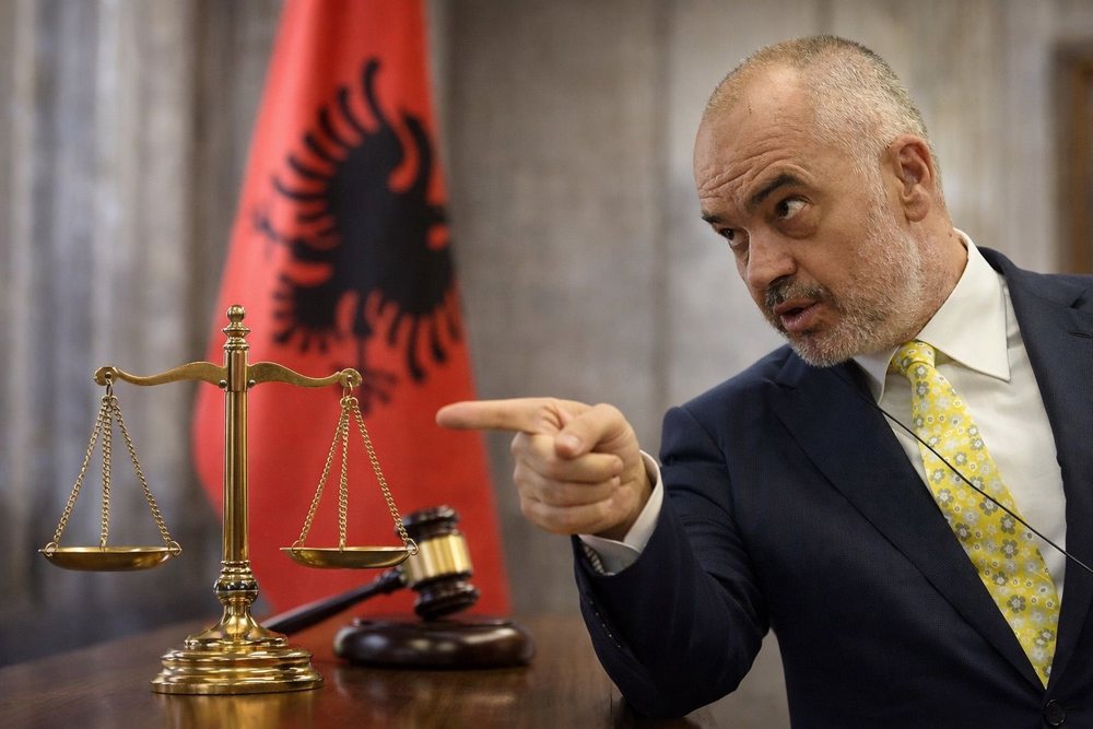 Verini gishtin kok&euml;s se sosi durimi