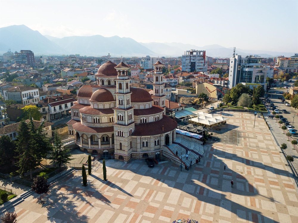 Nj&euml; propozim n&euml; nj&euml; ngush&euml;llim