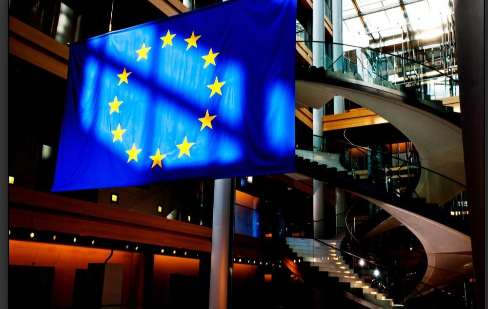 Draft-rezoluta e PE p&euml;r Shqip&euml;rin&euml; k&euml;rkon luft&euml; ndaj