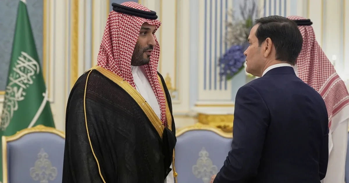 Zyrtarët izraelitë dhe ato sauditë thirren në Uashington për të shqyrtuar një sulm të mundshëm ndaj Iranit