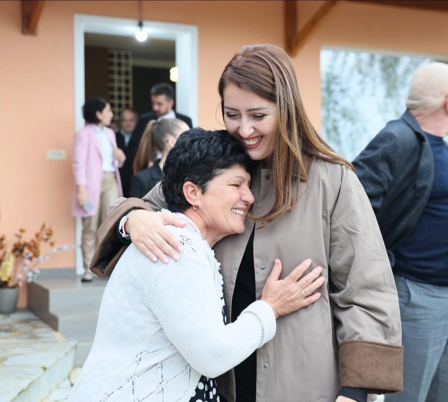 Fushata për Tiranën pa datë, me tre kandidatë: Ministrja,