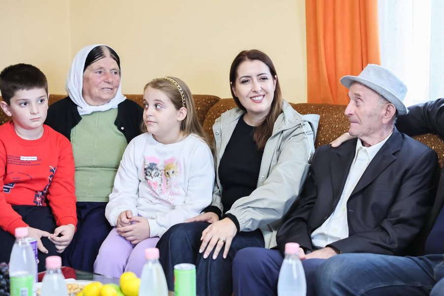 Fushata për Tiranën pa datë, me tre kandidatë: Ministrja,