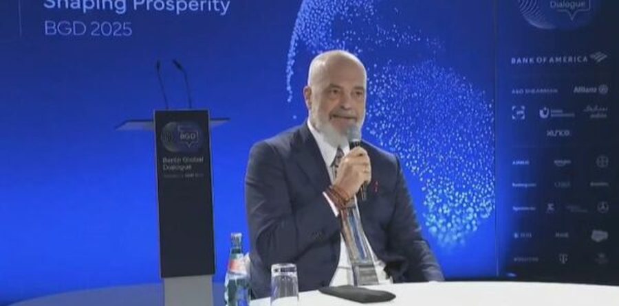 Rama në ‘siklet’ nga tallja që bëri me gafën e
