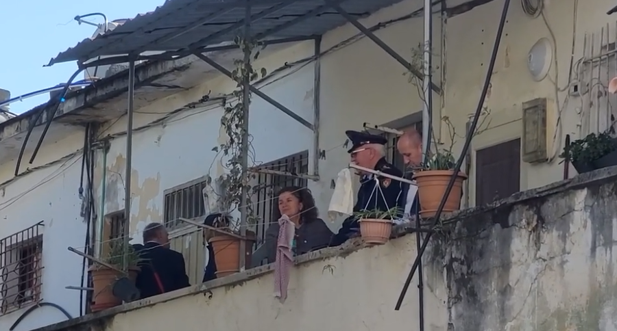 Përmbarimi nxjerr 32 familje nga banesat sociale në Durrës