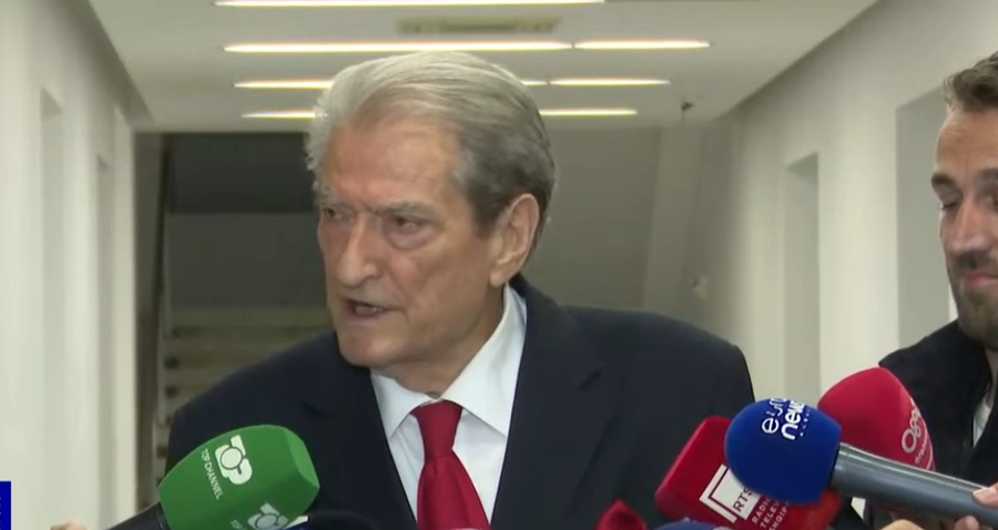 “E pranoj fletëthirrjen për 21 Janarin” / Berisha flet