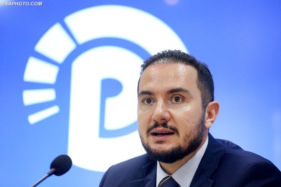 Salijanj's movement for change stirs up trouble within the Democratic Party