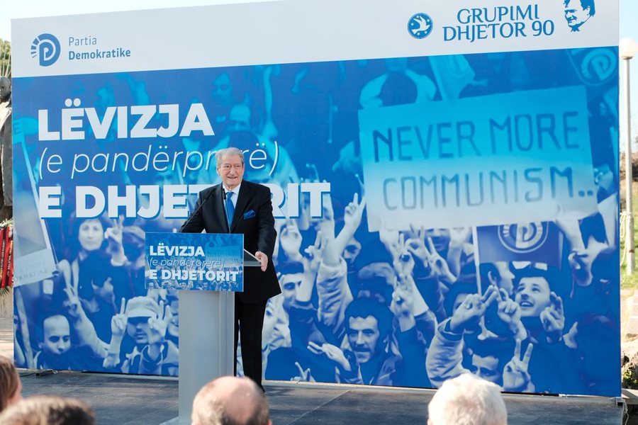 PD kujton 8 Dhjetorin 1990, me të njëjtin kryetar edhe pas 35 vitesh