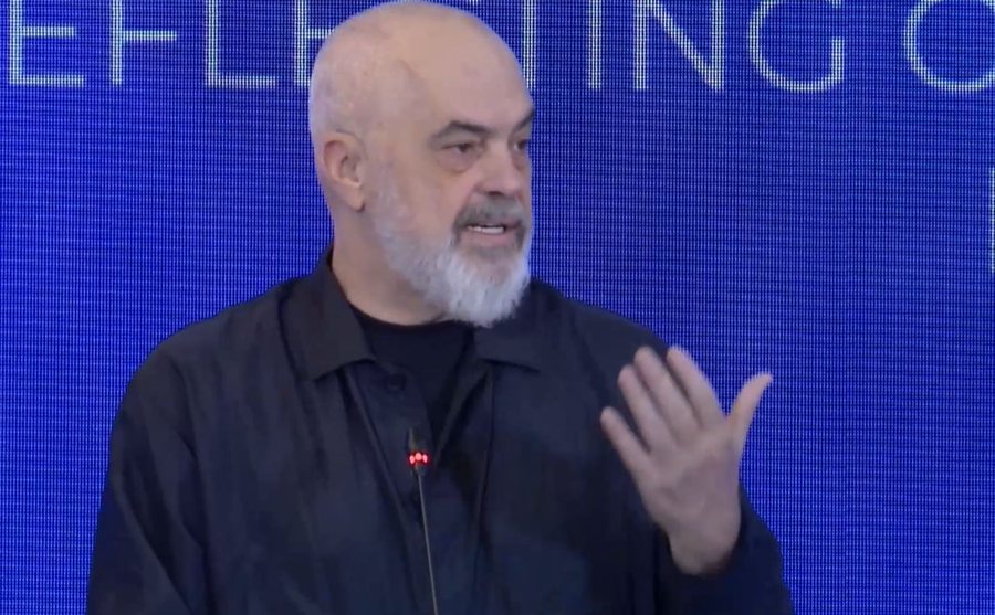 Rama tregon ‘arritjet’ me prokurimet publike, por hetimet e SPAK dhe