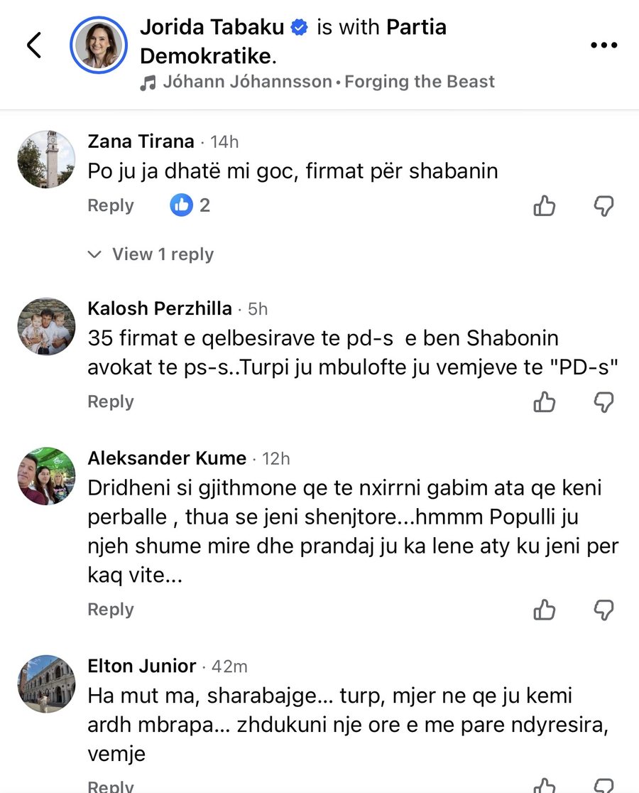 "Disappointment" Commentators explode with a torrent of insults