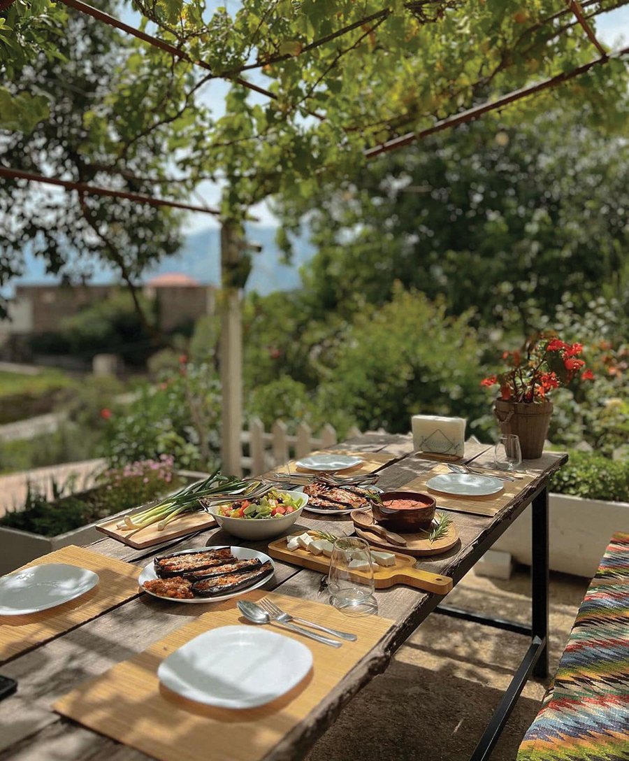 Agroturizmi, rritja pa zhurm&euml;; modeli q&euml; po fiton betej&euml;n e