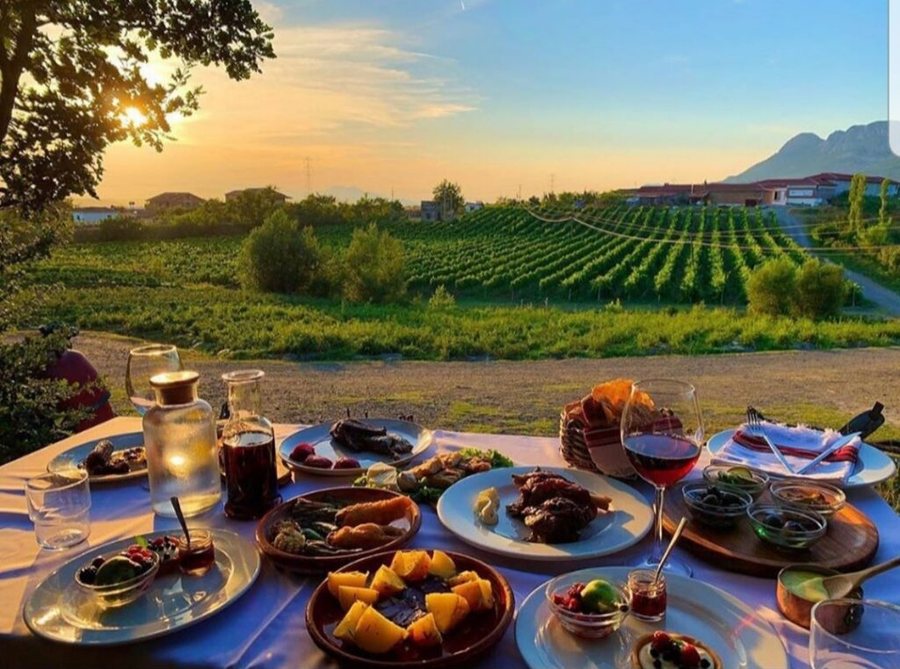 Agroturizmi, rritja pa zhurm&euml;; modeli q&euml; po fiton betej&euml;n e