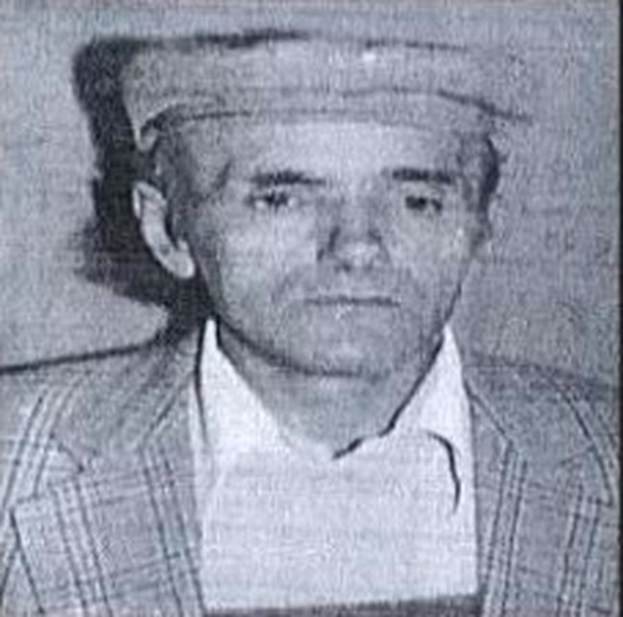 Historia e trisht&euml; e Urim Elezit, i d&euml;nuar dy her&euml; nga regjimi