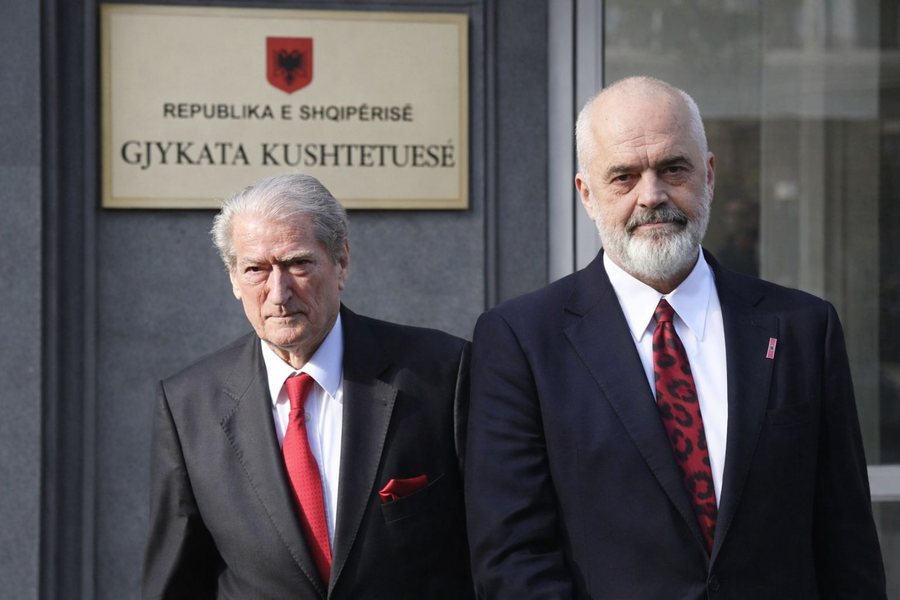 Presioni i Edi Ram&euml;s mbi Gjykat&euml;n Kushtetuese dhe akuzat pa emra