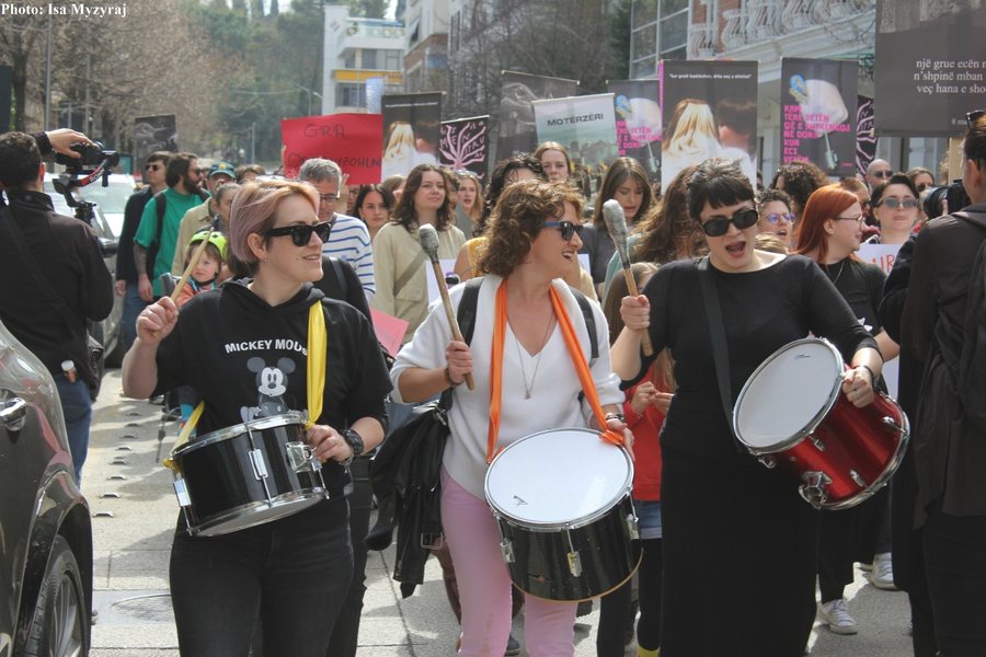 VNA &ndash; kronik&euml; pa hat&euml;r e nj&euml; viti shqiptar, midis